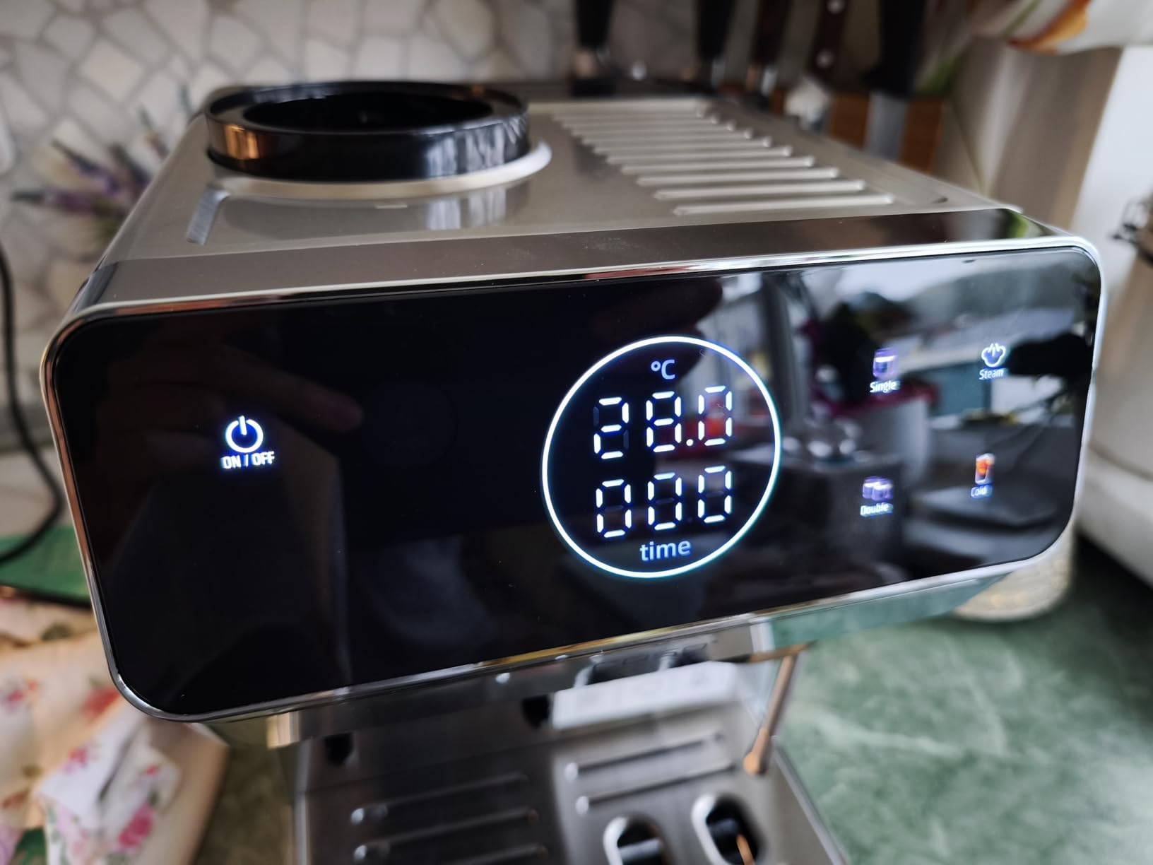 Caso EspressoGourmet & Grind Siebträgermaschine 20 Bar 1,8 L