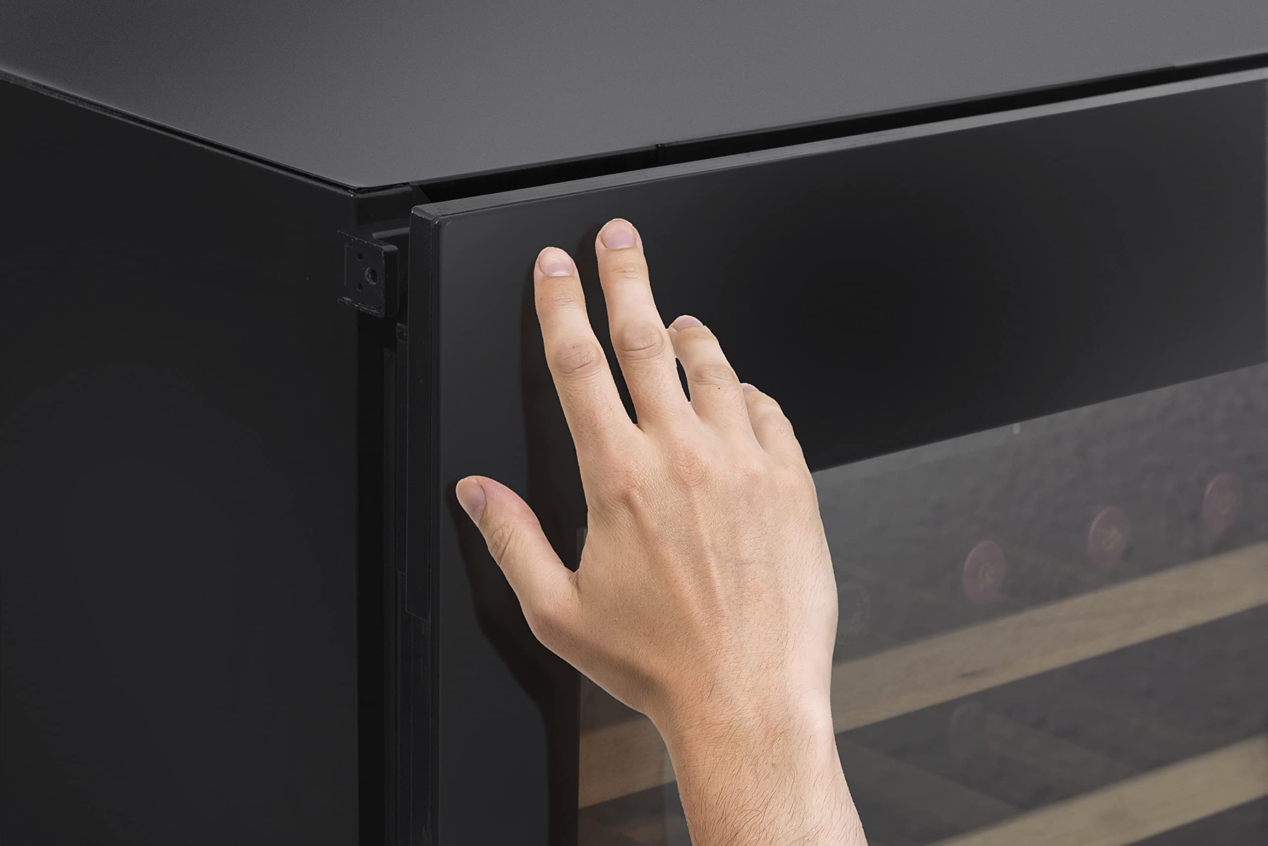 Caso WineDeluxe E 18 Einbau-Weinkühlschrank 18 Flaschen 5-20°C